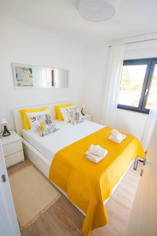 Apartmani Le-Lu Каштела Экстерьер фото
