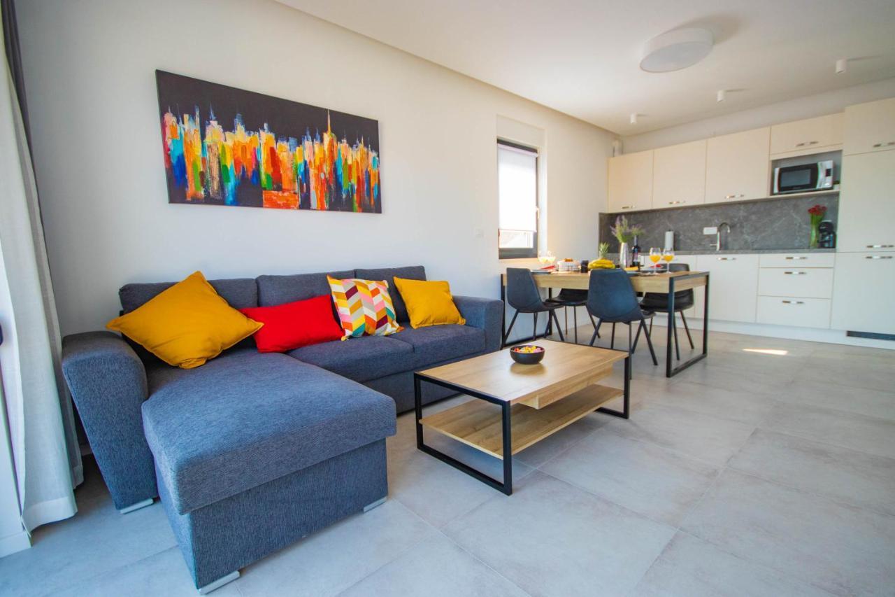 Apartmani Le-Lu Каштела Экстерьер фото
