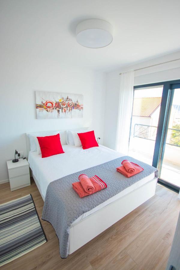 Apartmani Le-Lu Каштела Экстерьер фото