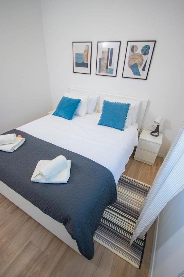 Apartmani Le-Lu Каштела Экстерьер фото